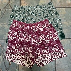Pact Women's Floral Shorts - Green and Burgundy